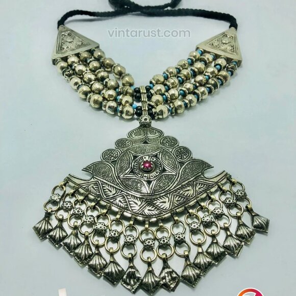 Vintage Beaded Necklace With Pendant, Statement Necklace, Antique Necklace - Picture 5 of 9